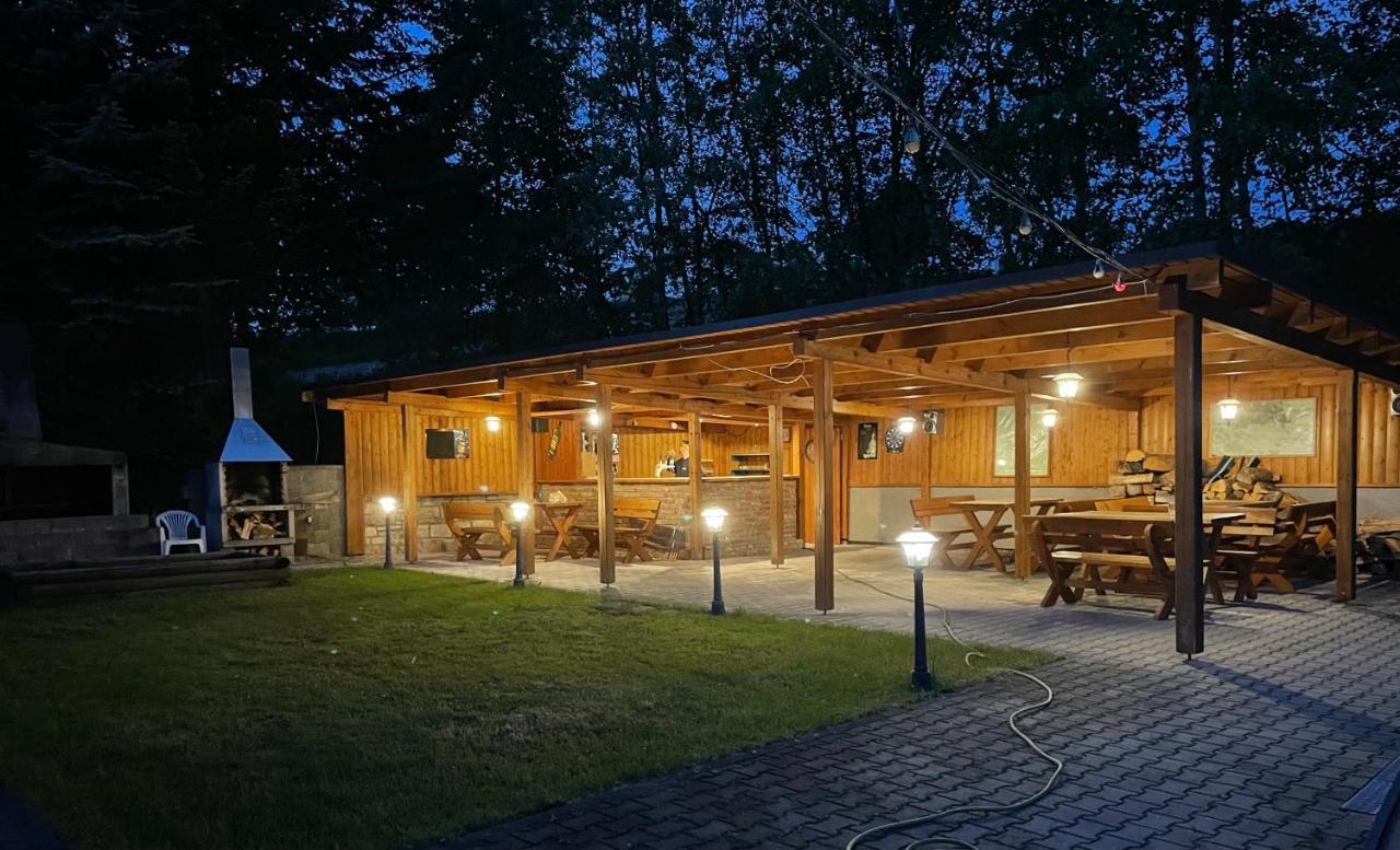 Penzion Horal Hotell Dolní Morava Exteriör bild