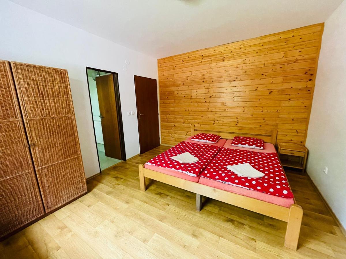 Penzion Horal Hotell Dolní Morava Exteriör bild